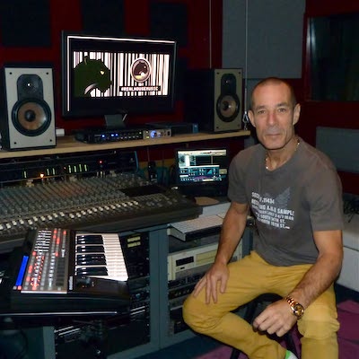 Jeff Bone in the studio as he brings his Digital Kitty remix to life. You've got to give this fresh take a listen!